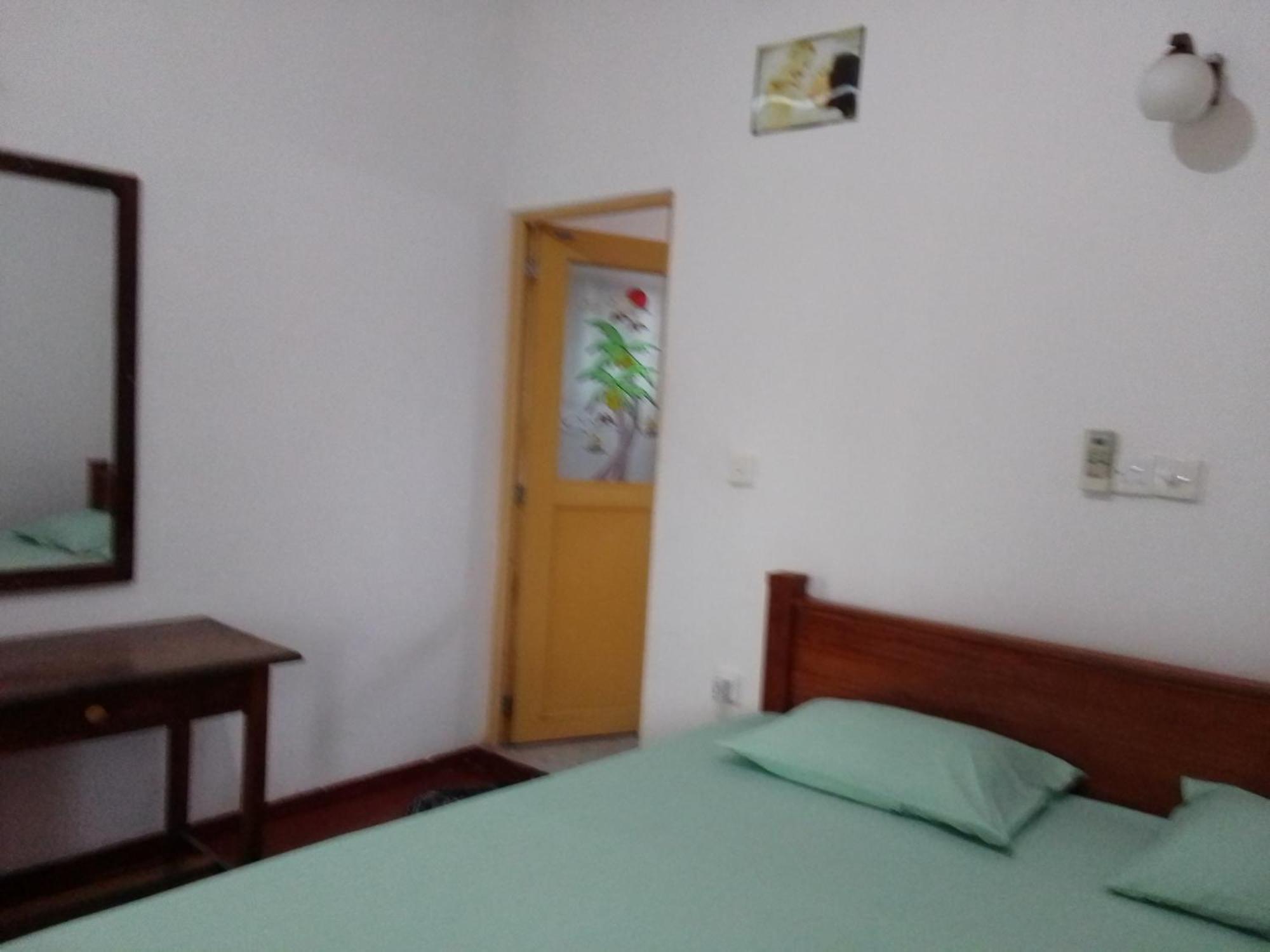 Pravindi Guest Home Mirissa Room photo